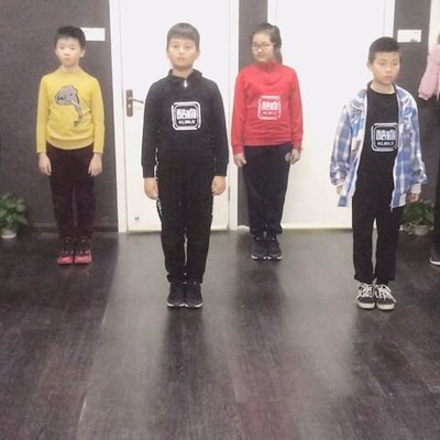 廣漢酷睿流行舞 點燃舞臺魅力的歌唱表演服務(wù)