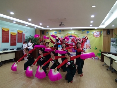 徐家棚街誠善里社區(qū)開展“給你我的愛”六一兒童節(jié)活動 兒童舞蹈表演服務(wù)